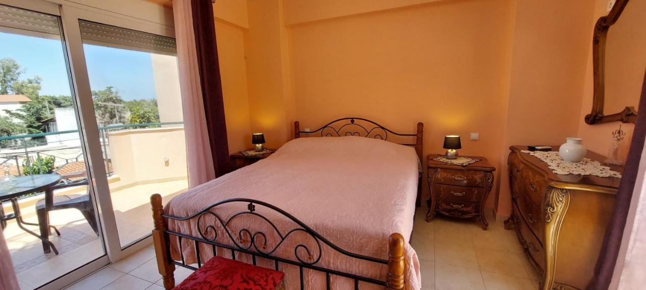 Anastacias Apartment Artemida  Ngoại thất bức ảnh
