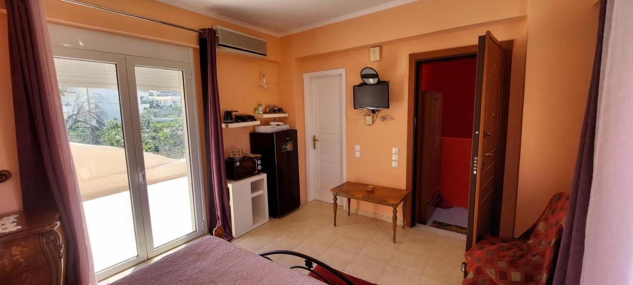 Anastacias Apartment Artemida  Ngoại thất bức ảnh